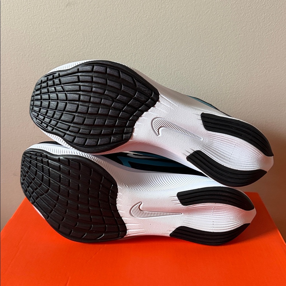 Nike Zoom Fly 4 Black Chlorine Blue CT2392-003 Men’s Size 9.5 - Picture 5 of 6